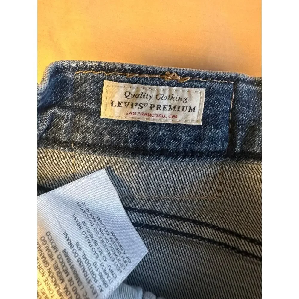 Levi’s Men’s Denim Jeans W32 L34 Medium Wash Straight Leg Denim Classic Style